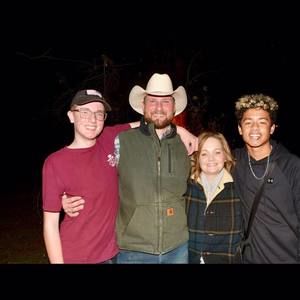 Meet your Posher, Nickolaus